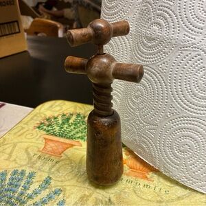 Wooden Wine Bottle Corkscrew